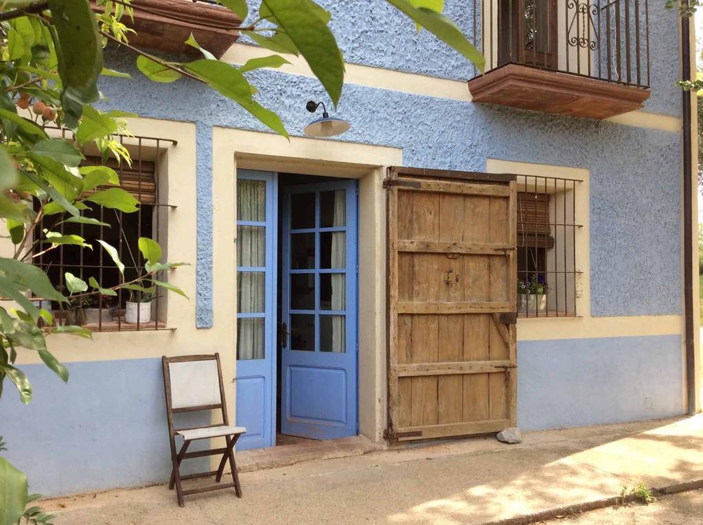 Villa La Casanova De Beuda Chambre photo