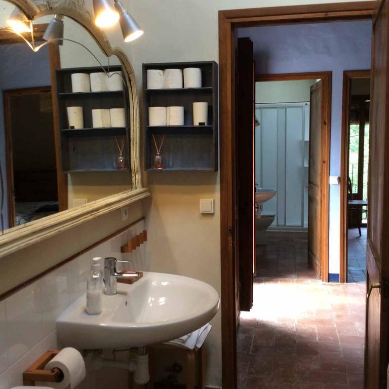 Villa La Casanova De Beuda Chambre photo