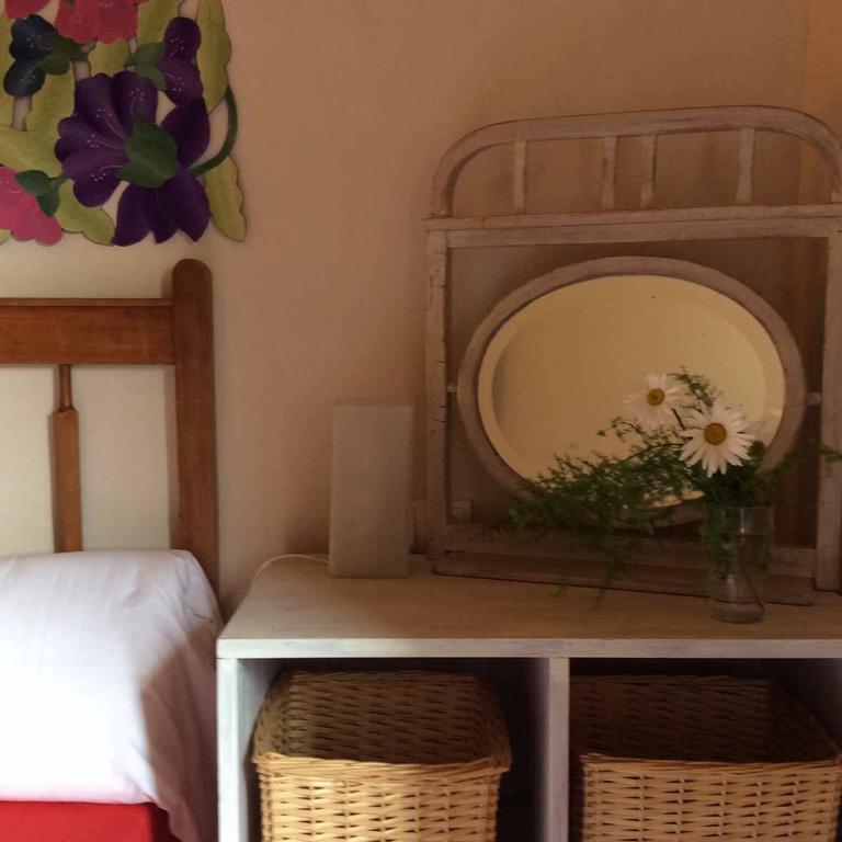 Villa La Casanova De Beuda Chambre photo